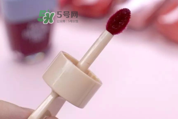 愛(ài)麗小屋冰淇淋唇釉哪個(gè)好看？愛(ài)麗小屋冰淇淋唇釉試色