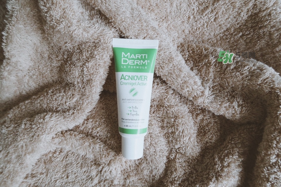 剛開始護(hù)膚用什么牌子 一般護(hù)膚步驟說明