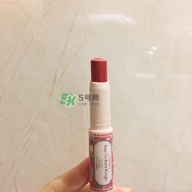 保濕口紅哪個牌子好？什么牌子的口紅保濕效果好