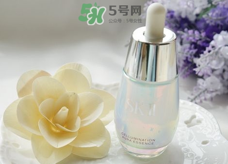 sk2小紅瓶和小燈泡精華哪個好？sk2小燈泡和小銀瓶精華區(qū)別