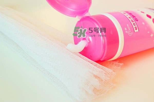 碧柔卸妝潔面乳好用嗎？碧柔卸妝潔面乳怎么用？