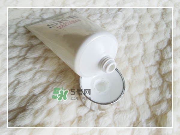 SK2護(hù)膚潔面霜怎么樣？sk2潔面霜是洗面奶嗎？