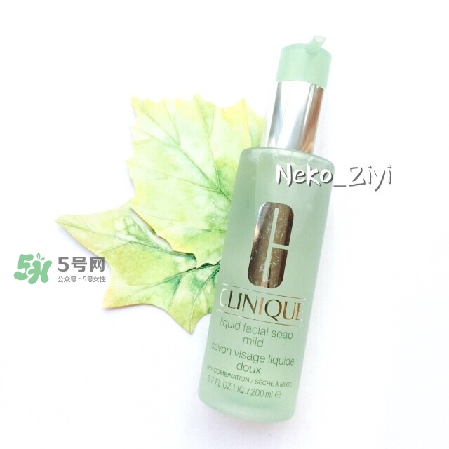 倩碧液體潔面皂適合20歲以下人群使用嗎？