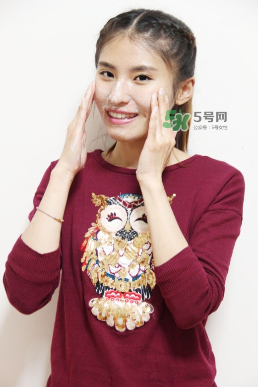 碧柔卸妝潔面乳好用嗎？碧柔卸妝潔面乳怎么用？