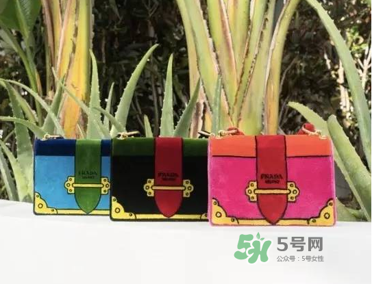 2017七夕可以送包包嗎？2017七夕送什么包包？