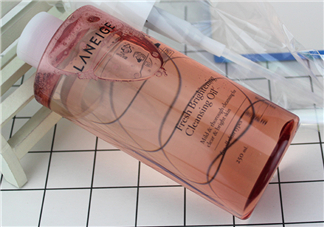 蘭芝清透亮膚潔顏油多少錢？蘭芝清透亮膚潔顏油價格