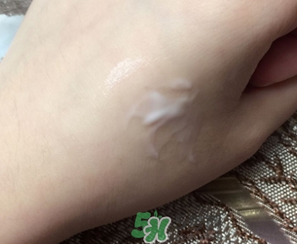 HR赫蓮娜小綠管眼霜怎么用？赫蓮娜小綠管使用方法