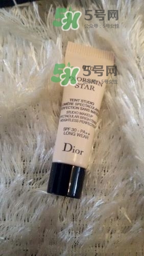 迪奧星光亮妍粉底液怎么樣？迪奧凝脂星光亮妍粉底液價(jià)格