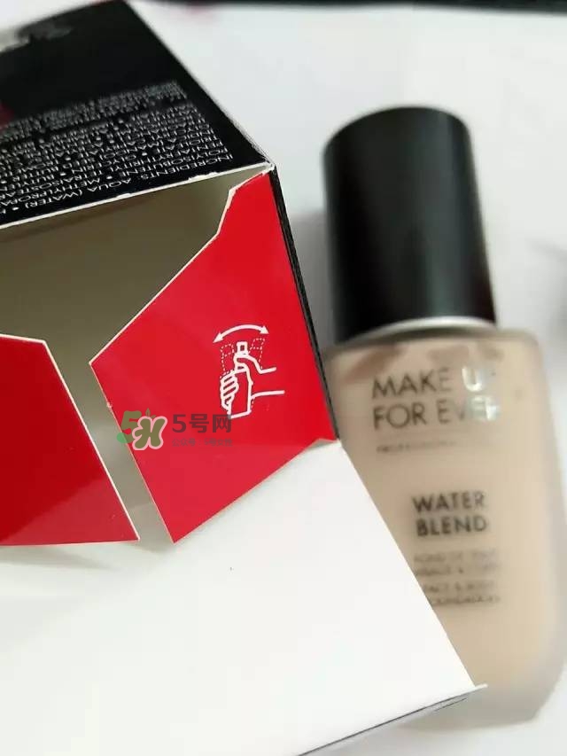 玫珂菲水粉霜怎么樣？玫珂菲全新雙用水粉霜好用嗎？