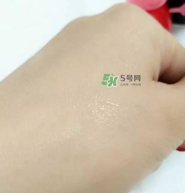 玫珂菲水粉霜怎么樣？玫珂菲全新雙用水粉霜好用嗎？