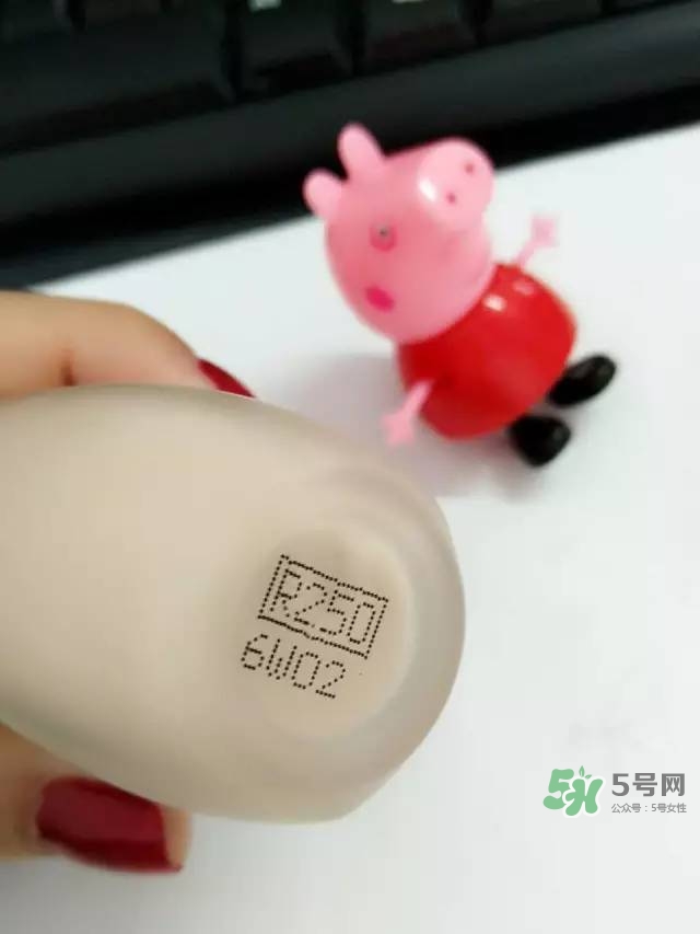 玫珂菲水粉霜怎么樣？玫珂菲全新雙用水粉霜好用嗎？