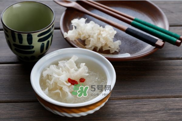 吃燕窩能保胎嗎？燕窩可以和什么一起燉？