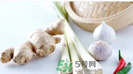 男人吃蔥壯陽嗎？男人吃蔥有什么好處？