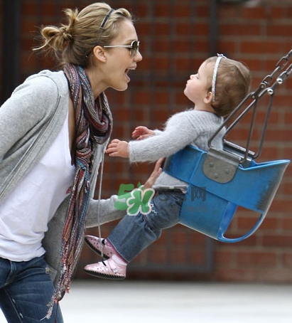 產(chǎn)后減肥難？明星媽媽減肥絕招大公開(kāi)~