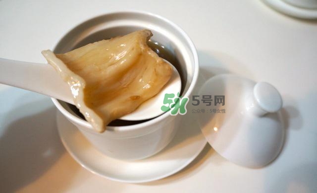 產(chǎn)后吃燕窩好還是花膠？花膠和燕窩可以一起吃嗎？