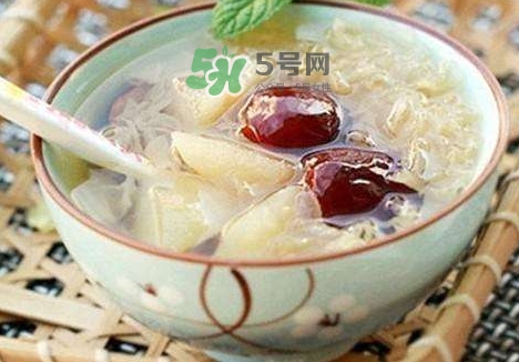 燕窩和銀耳可以一起燉嗎？燕窩和銀耳的口感區(qū)別