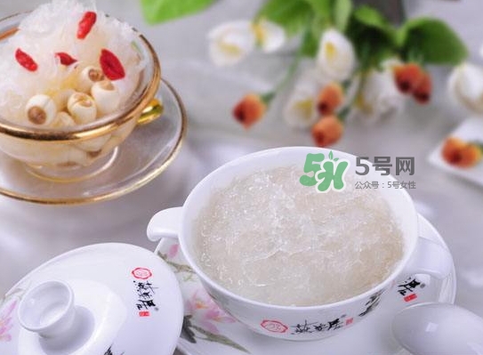 燕窩和銀耳可以一起燉嗎？燕窩和銀耳的口感區(qū)別