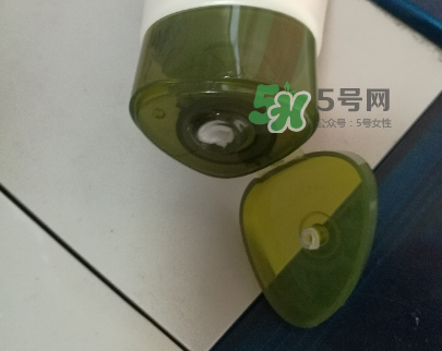 一葉子補(bǔ)水潔面乳怎么樣？一葉子補(bǔ)水洗面奶好用嗎？