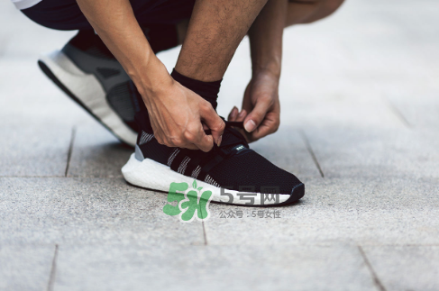 adidas eqt 93/17 boost怎么樣？阿迪達(dá)斯eqt 93/17 boost測評