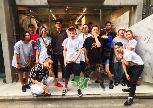 clot與converse聯(lián)名太極帆布鞋上腳效果怎么樣？