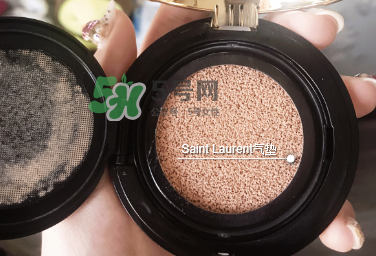 香奈兒果凍氣墊和YSL氣墊哪個(gè)好？香奈兒果凍氣墊和YSL氣墊區(qū)別