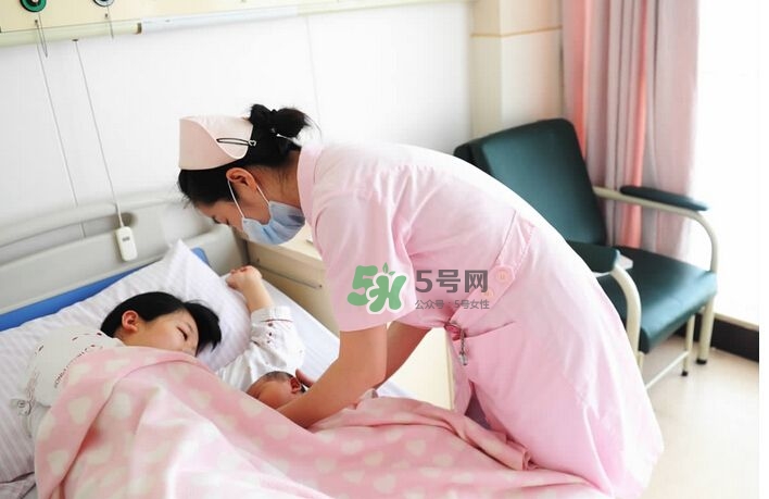 順產(chǎn)時(shí)怎么用力和呼吸？順產(chǎn)時(shí)怎么配合醫(yī)生？