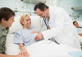 剖腹產(chǎn)真的不疼嗎？20位產(chǎn)后媽媽告訴你剖腹產(chǎn)有多疼