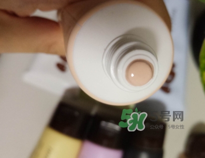 悅詩風吟火山七彩泥面膜真假 悅詩風吟火山七彩泥使用心得