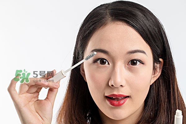 嘴唇怎么保養(yǎng) 唇部護(hù)理哪個(gè)牌子好 嘴唇怎么保養(yǎng) 唇部護(hù)理哪個(gè)牌子好