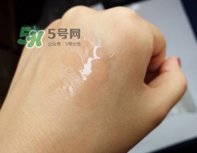 蘭蔻小黑瓶安瓶精華怎么用？蘭蔻小黑瓶安瓶精華使用方式