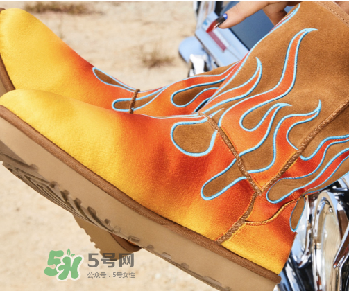 ugg與jeremy scott聯(lián)名上腳效果怎么樣_實(shí)物好看嗎？