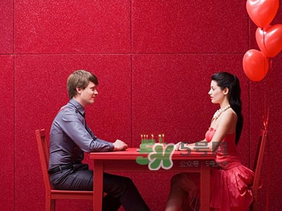 女生怎么撩男生？女生如何追到男神？