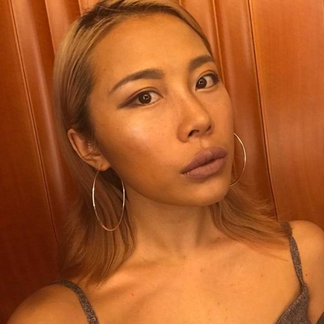 小測(cè)試教你選擇適合自己顏色的口紅 小測(cè)試教你選擇適合自己顏色的口紅