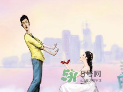 女生怎么撩男生？女生如何追到男神？