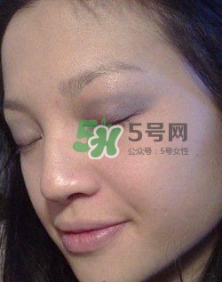 煙熏妝是什么意思？煙熏妝需要什么化妝品