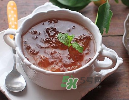 桃膠適合什么人吃？吃桃膠會上火嗎？