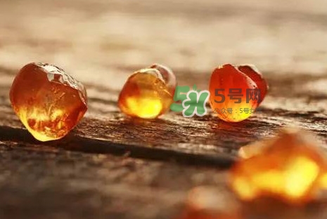 桃膠一次食用量多少？桃膠多吃有什么危害