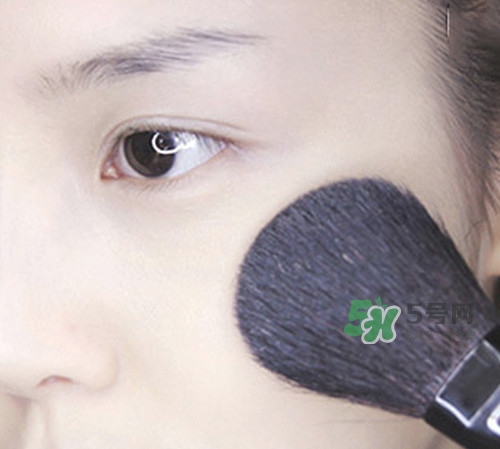 煙熏妝怎么畫？煙熏妝的畫法步驟圖解