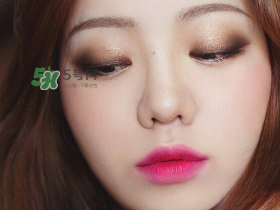 煙熏妝怎么畫？煙熏妝的畫法步驟圖解