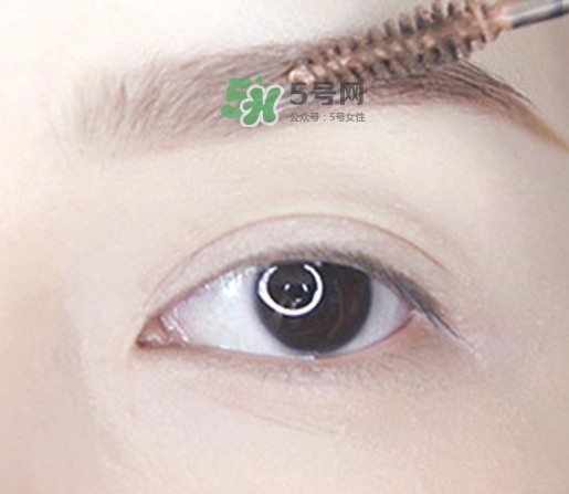 煙熏妝怎么畫？煙熏妝的畫法步驟圖解