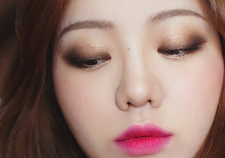 煙熏妝怎么畫？煙熏妝的畫法步驟圖解