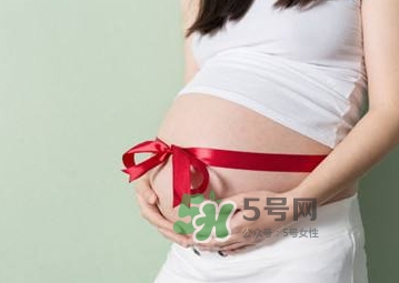 孕期為什么會(huì)水腫？孕期手腳腫怎么辦？