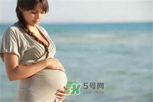 孕晚期還需要補(bǔ)鈣嗎？孕晚期補(bǔ)鈣吃什么好？