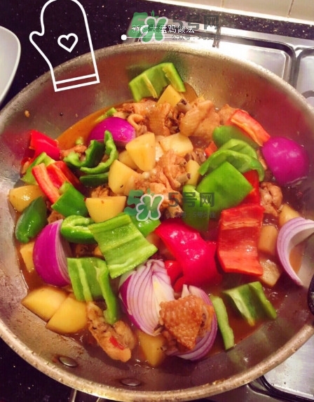 新疆大盤(pán)雞的正宗做法 新疆大盤(pán)雞的家常做法