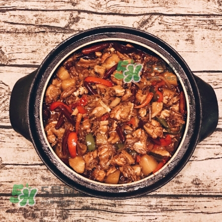 新疆大盤(pán)雞的正宗做法 新疆大盤(pán)雞的家常做法