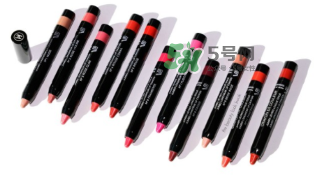 香奈兒唇膏筆2017款怎么用？香奈兒唇膏筆好用嗎？