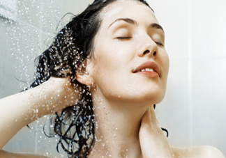 孕晚期洗澡可以搓肚子嗎？孕晚期洗澡注意事項(xiàng)