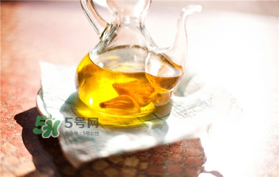 橄欖油白糖面膜怎么做？橄欖油加白糖面膜的功效