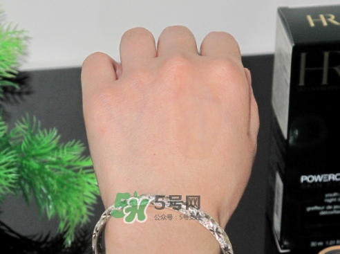 綠寶瓶和小棕瓶哪個好？綠寶瓶和小棕瓶對比