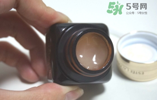 小棕瓶和百優(yōu)眼霜哪個(gè)好？小棕瓶眼霜和百優(yōu)眼霜對(duì)比